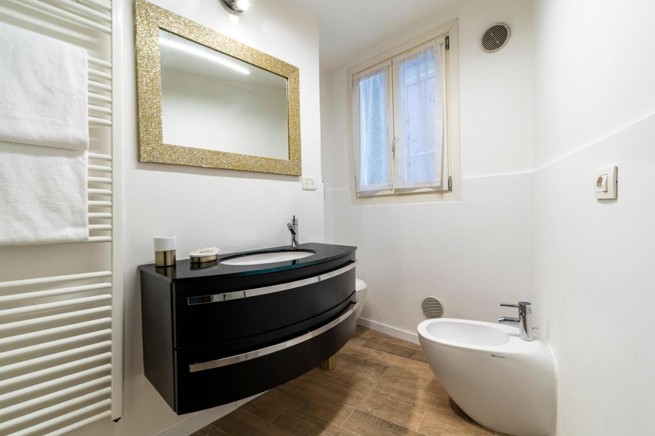 Appartamento San Marco Pied-A-Terre - Accademia By Wonderful Italy Venezia Esterno foto