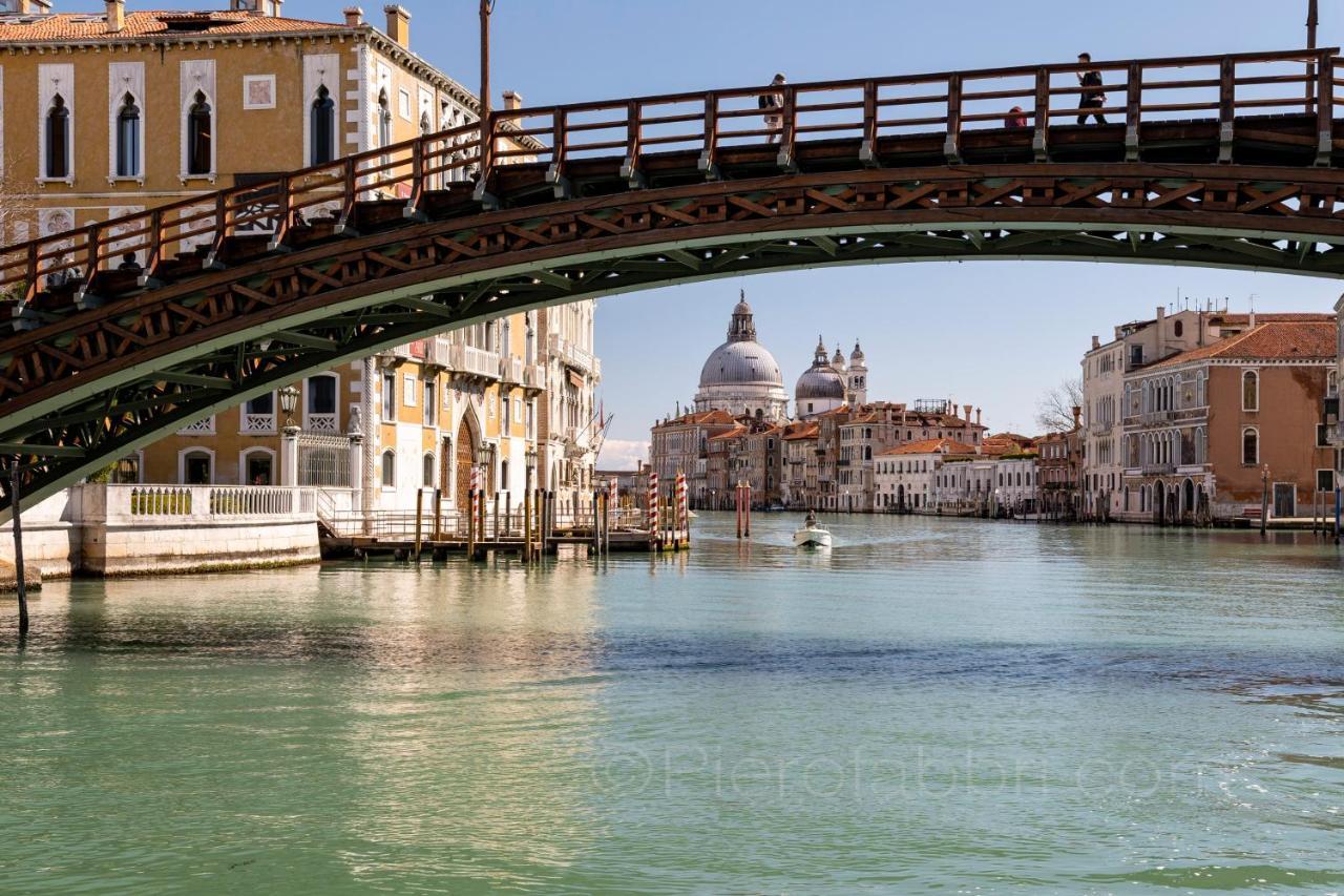 Appartamento San Marco Pied-A-Terre - Accademia By Wonderful Italy Venezia Esterno foto